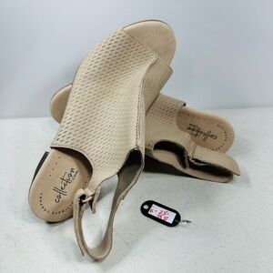 CLARKS COLLECTION LEATHER
SANDAL VALARIE JAMES size 10W new